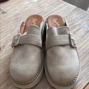 Seychelles Taupe Suede Buckle Loafers